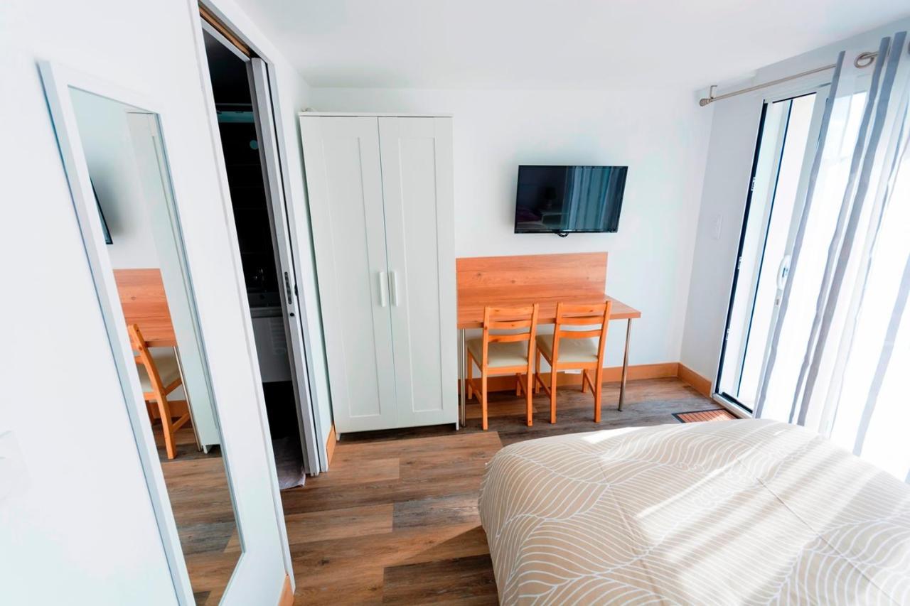 Lomener - La Goelette - 1 Appartement Avec 2 Chambres Et 2 Studios A 450M De La Plage Пломер Екстер'єр фото