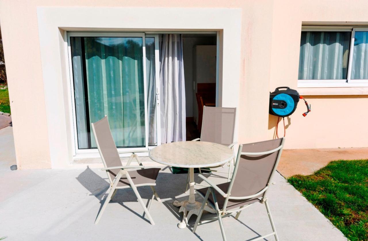 Lomener - La Goelette - 1 Appartement Avec 2 Chambres Et 2 Studios A 450M De La Plage Пломер Екстер'єр фото